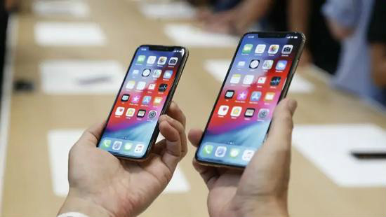 iPhone XS
